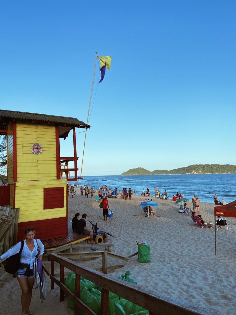 Apartamento e varanda